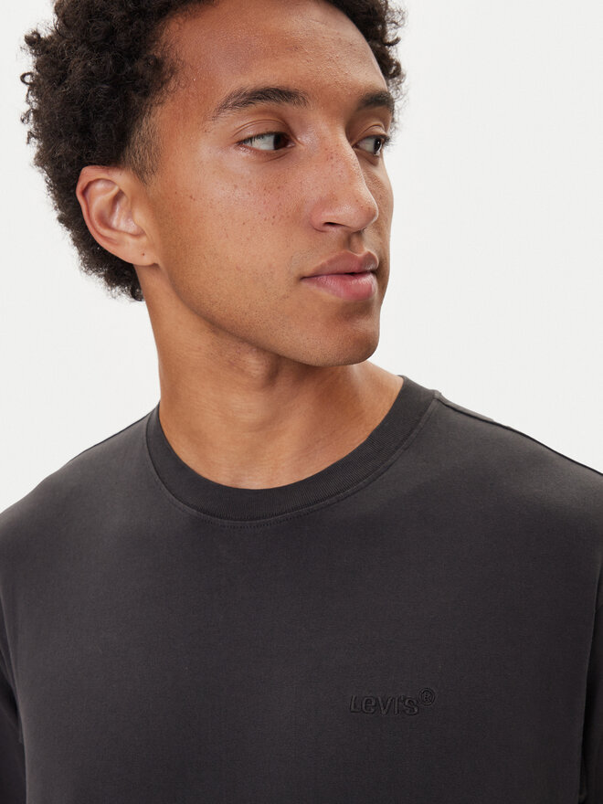 Levi's® Levi's® Marškinėliai Red Tab™ A0637-0001 Juoda Boxy Fit