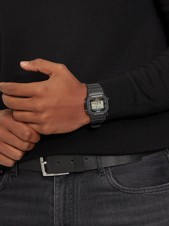 G-Shock Zegarek G-Shock DW-5600UE-1ER Czarny