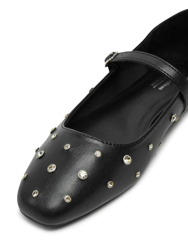 Call It Spring Félcipő Call It Spring Janeyy 13880013 Fekete