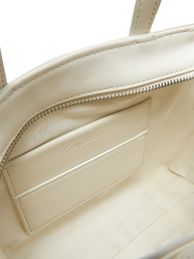 Calvin Klein Borsetta Calvin Klein Ck Must Small Tote K60K612904 Écru