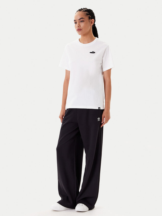 adidas adidas T-Shirt Slide Graphic JY8687 Λευκό Regular Fit