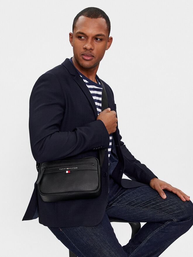 Tommy Hilfiger Плоска сумка Tommy Hilfiger Essential Pu Ew Reporter AM0AM12093 Чорний