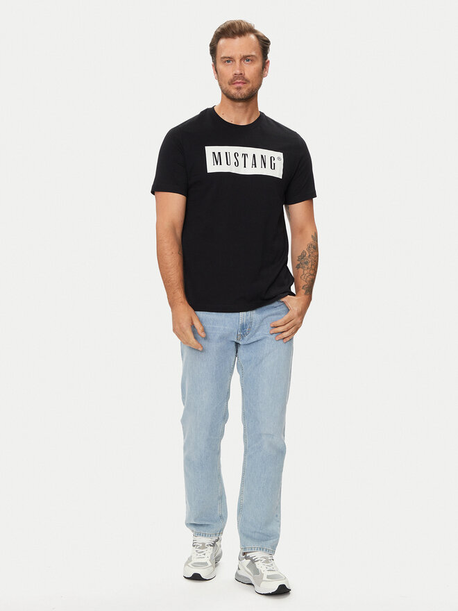 Mustang Mustang T-shirt Austin 1014749 Crna Regular Fit
