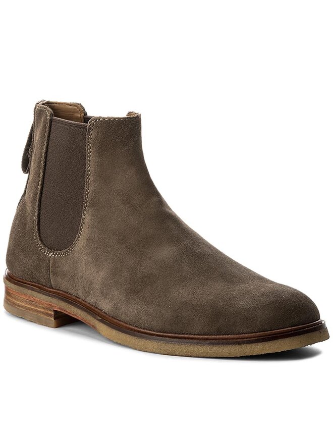 Clarkdale gobi olive suede hot sale