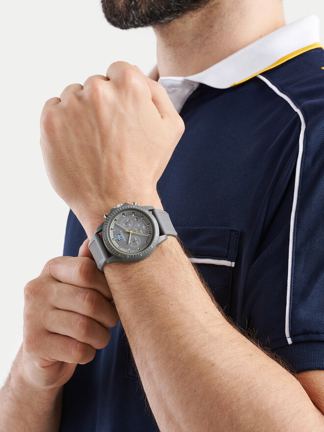 Nautica Часовник Nautica Nautica One NAPNOF4S2 Сив