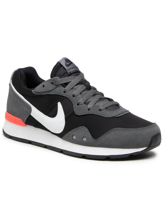 Laisvalaikio batai Nike Venture Runner CK2944 004 Juoda