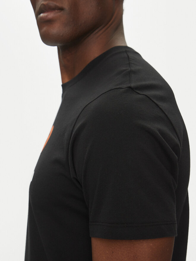 Save The Duck Save The Duck Camiseta DT1197M BESY20 Negro Regular Fit