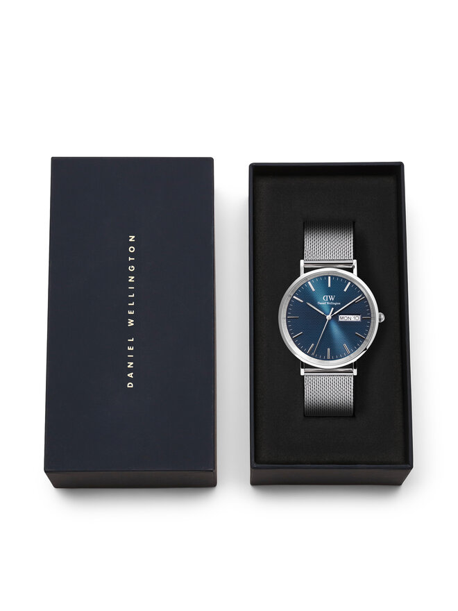 Daniel Wellington Ročna ura Daniel Wellington Classic Day Display 40 DW00100833 Srebrna