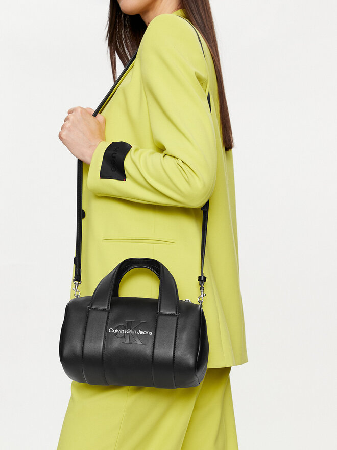 Handtasche Calvin Klein Jeans Sculpted Square Barrel Mono  