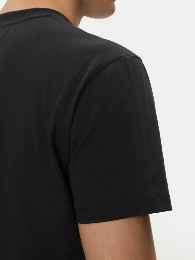 AMI PARIS AMI PARIS Camiseta BFUTS003.724 Negro Regular Fit