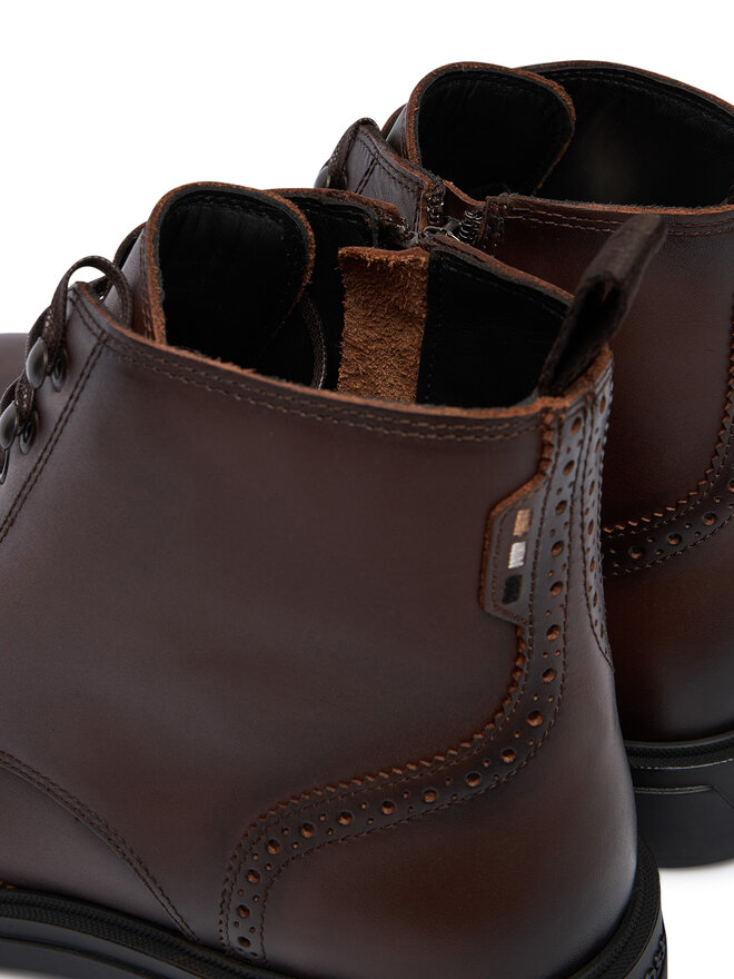 BOSS Stiefel BOSS Calev 50552551 Braun