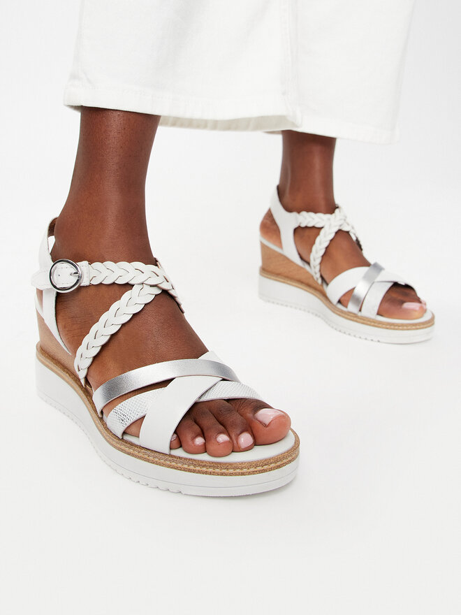 Tamaris Sandalen Tamaris 1-28220-42 Weiß