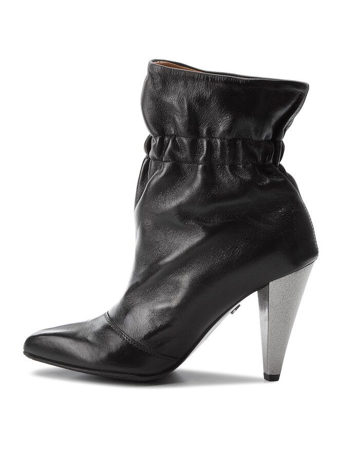 Solo Femme Stivaletti Solo Femme 34307-11-I35/000-13-00 Nero