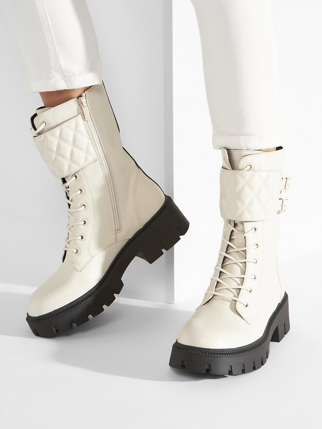 Guess Туристически oбувки Guess Sery FL7SER LEA10 Бял