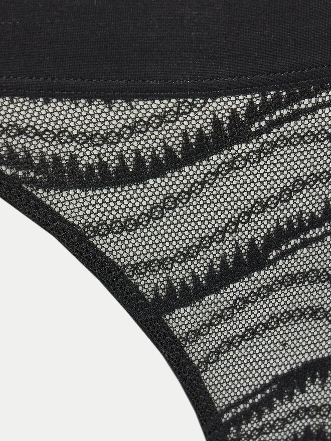 Calvin Klein Underwear Calvin Klein Underwear Brazilian Damenslip 000QF7720E Schwarz