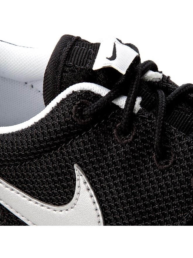 Nike Sneakersy Nike Roshe One (Gs) 599728 021 Czarny