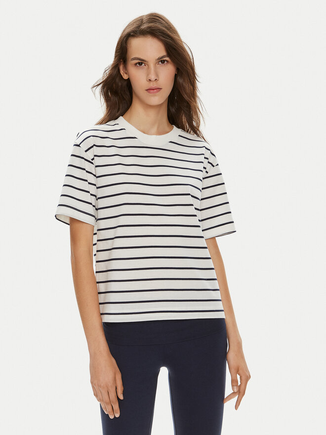 Gina Tricot Gina Tricot T-Shirt 23352 Weiß Relaxed Fit
