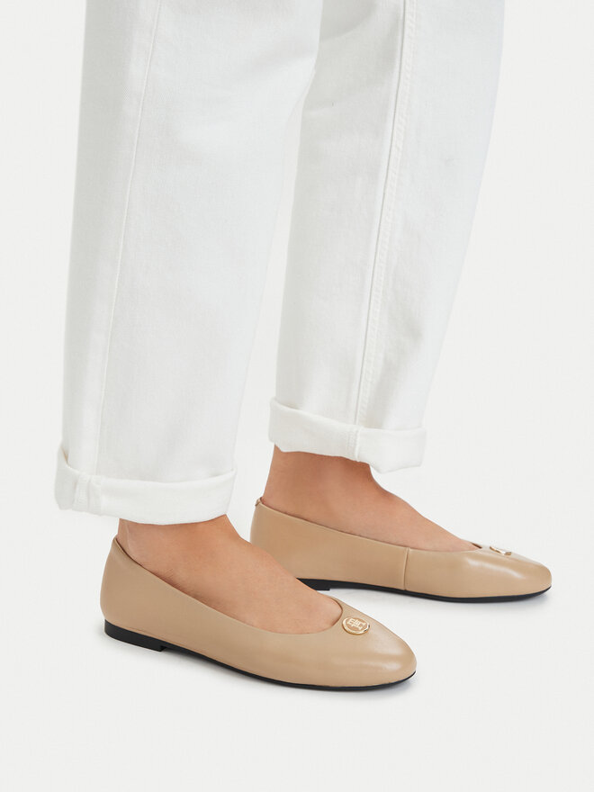 Tommy Hilfiger Ballerinas Tommy Hilfiger Th Plate FW0FW09374 Beige