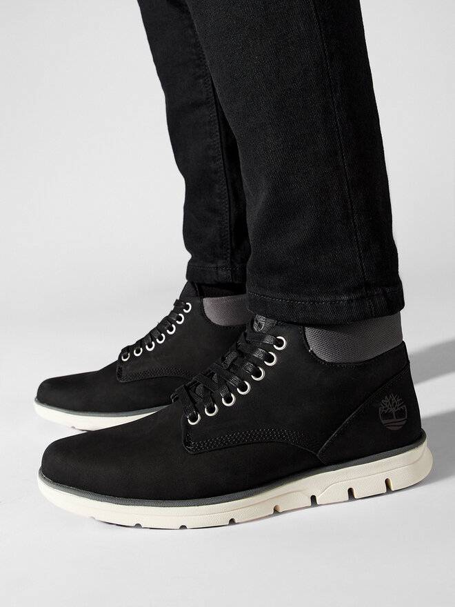 Timberland Gležnjarji Timberland Bradstreet Chukka TB0A146Q0011 Črna