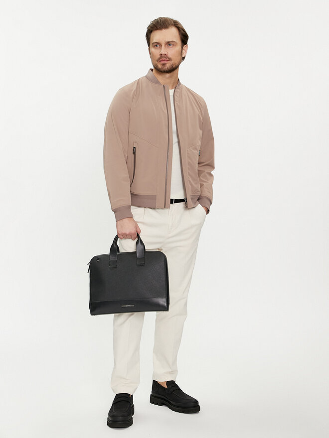 Calvin Klein Brašna na notebook Calvin Klein Modern Bar Slim Laptop Bag K50K511590 Černá