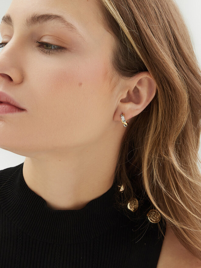 Guess Náušnice Guess JUBE05 065JW Zlatá