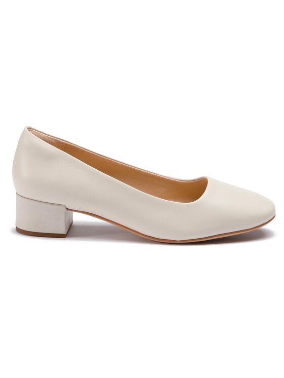 Clarks Туфлі Clarks Orabella Alice 261407804 Бежевий