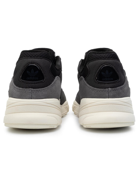 adidas Сникърси adidas Yung-96 EE7245 Черен