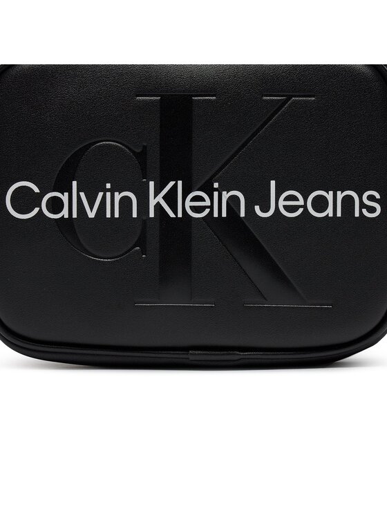 Calvin Klein Jeans Kabelka Calvin Klein Jeans Sculpted Camera Bag18 Mono K60K610275 Čierna