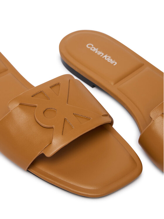 Calvin Klein Šlepetės Calvin Klein Square Flat Sandal Emblem HW0HW03128 Ruda