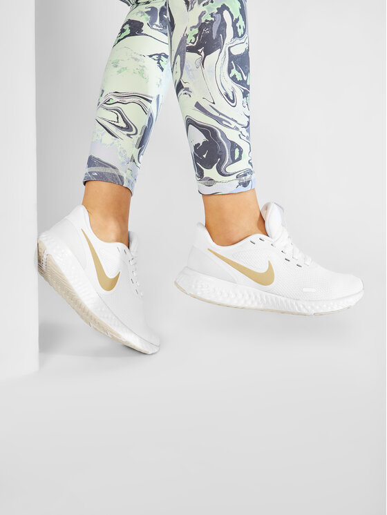 Nike Skriešanas apavi Nike Revolution 5 BQ3207 108 Balts