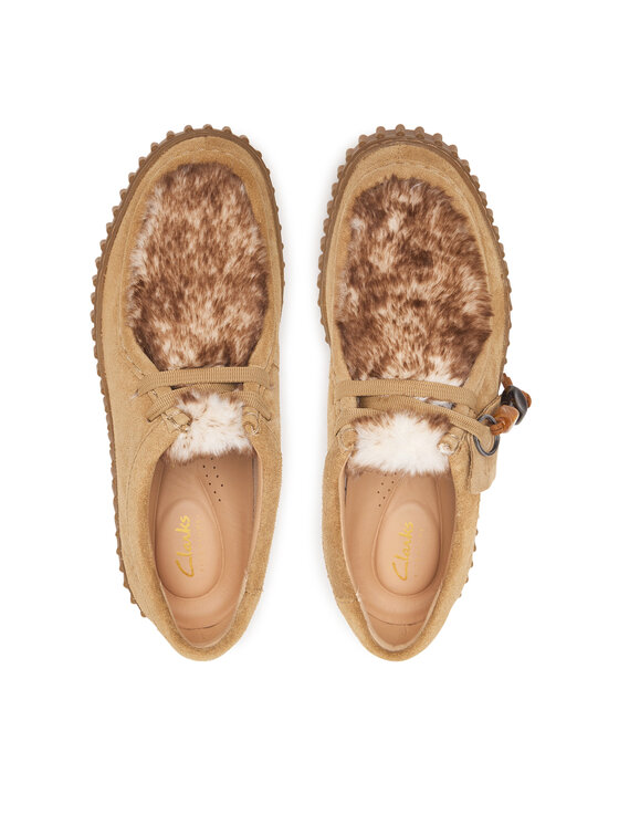 Clarks Туфлі Clarks Torhill Bee 26327766 Бежевий