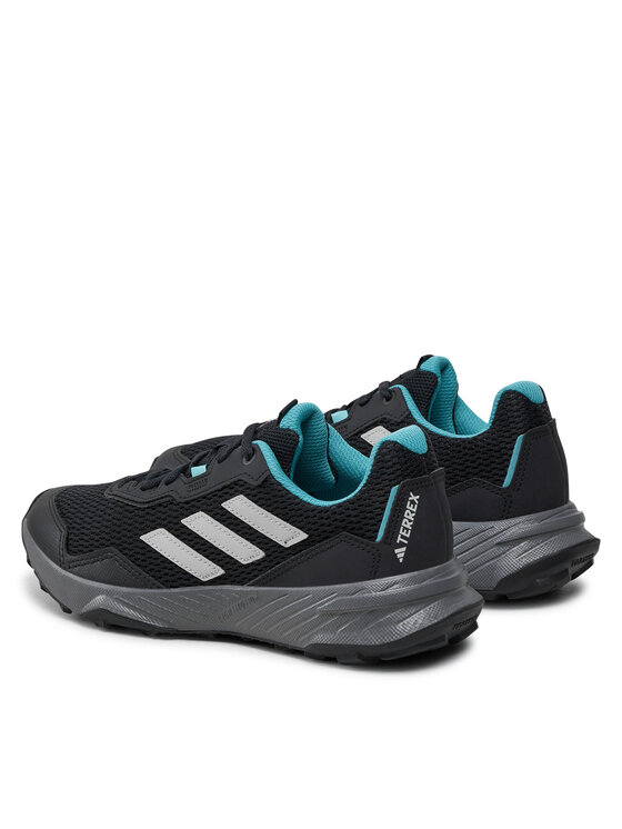 adidas Маратонки за бягане adidas Tracefinder IE5909 Черен