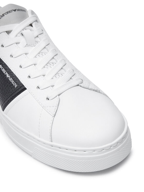 Emporio Armani Sneakersy Emporio Armani X4X570 XN840 Biela