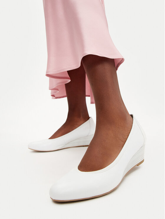 Tamaris Polobotky Tamaris 1-22320-42 Bílá