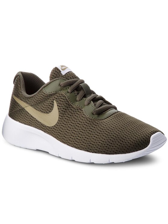 Nike Сникърси Nike Tanjun (GS) 818381 301 Зелен