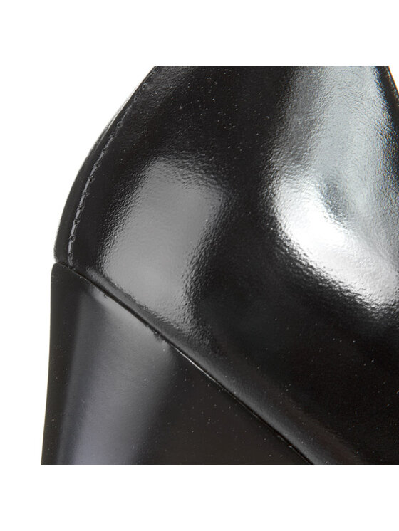 Kotyl Polobotky Kotyl 5875 Černá