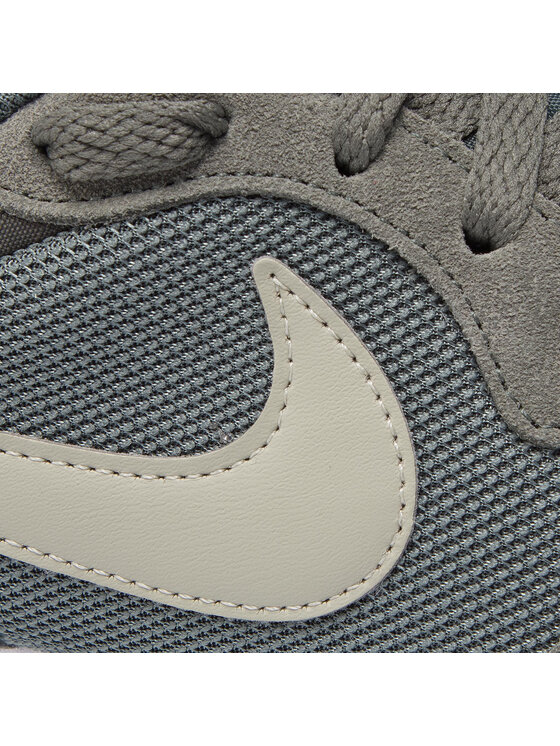 Nike Sneakersy Nike Md Runner 2 749794 302 Zielony