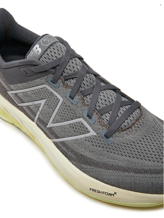 New Balance Pantofi pentru alergare New Balance Fresh Foam X Vongo v6 MVNGOCA6 Gri