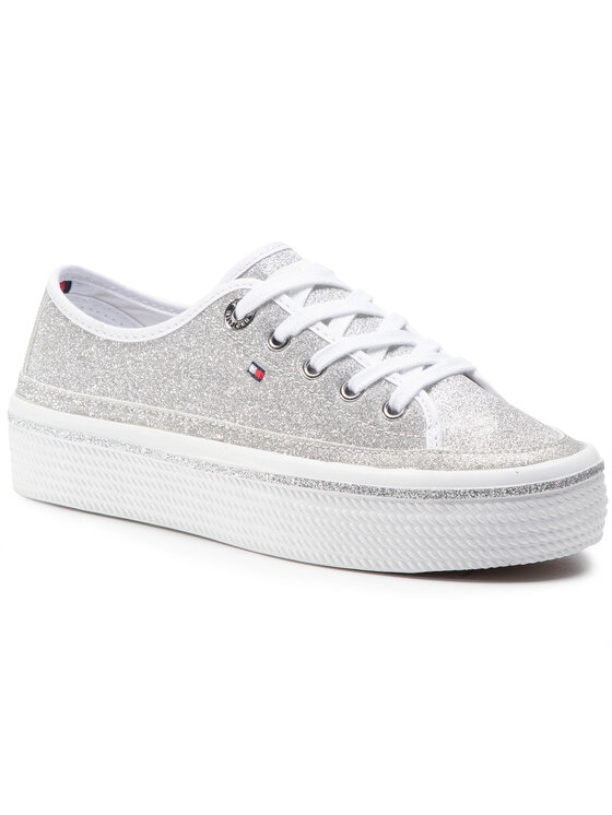 Tommy Hilfiger Laisvalaikio batai Tommy Hilfiger Dressy Glitter Flatform Sneaker FW0FW050010IM Sidabrinė