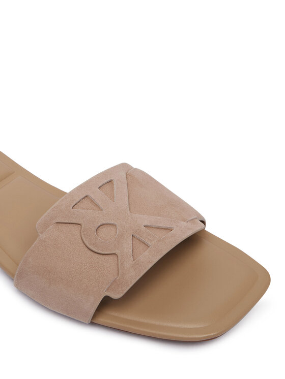 Calvin Klein Papucs Calvin Klein Square Flat Sndl Embl Suede HW0HW03055 Bézs
