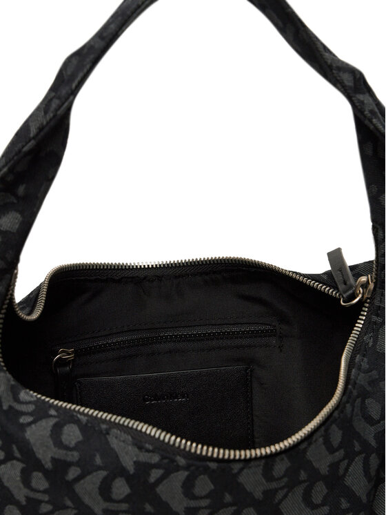 Calvin Klein Дамска чанта Calvin Klein Ckj Monogram Pinched Medium Shou LV04F3206G Черен