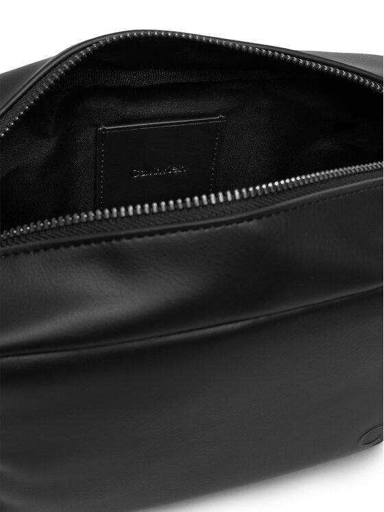 Calvin Klein Torbica za okrog pasu Calvin Klein Bold Ck Dopp Kit LV04D1140G Črna
