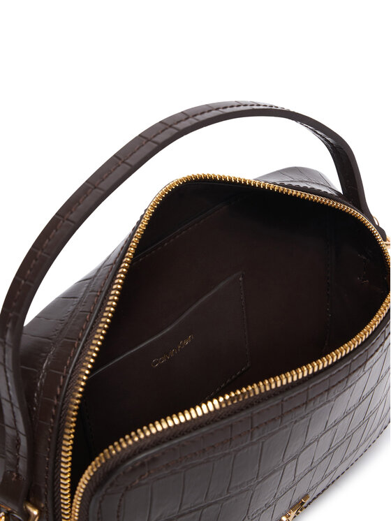Calvin Klein Geantă Calvin Klein Ck Croc Camera Bag LV04F3905G Maro închis