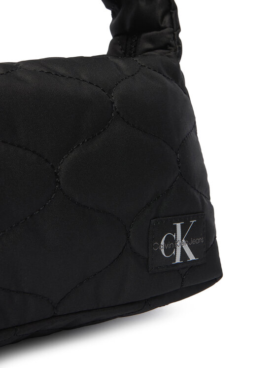 Calvin Klein Soma Calvin Klein Quilted Shoulder Bag IU0IU00724 Melns