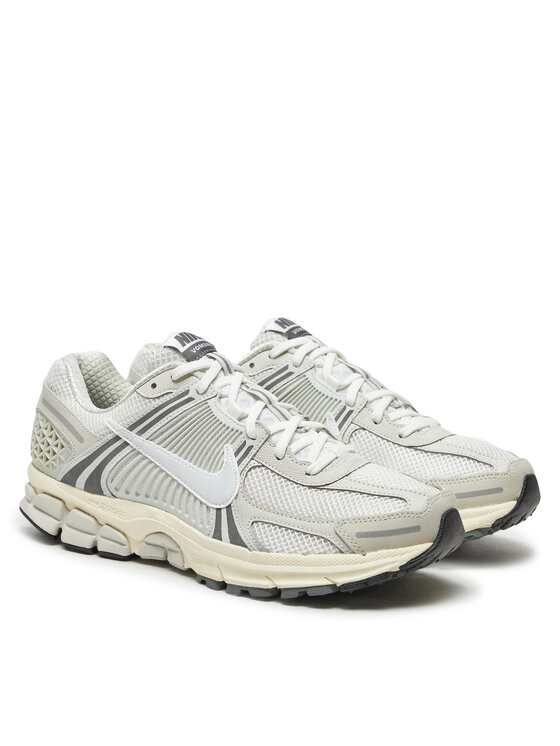 Nike Снікерcи Nike Zoom Vomero 5 HF0731 007 Сірий
