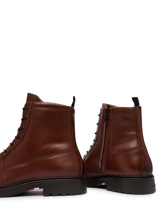 Tommy Hilfiger Зимни обувки Tommy Hilfiger Corporate Casual Lth Boot FM0FM06174 Кафяв