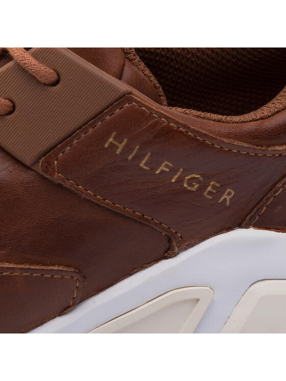 Tommy Hilfiger Snīkeri Tommy Hilfiger Chunky Leather Runner FM0FM02474 Brūns