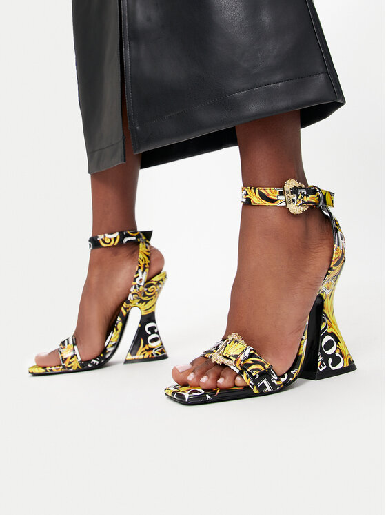 Versace Jeans Couture Босоніжки Versace Jeans Couture 76VA3S36 Кольоровий