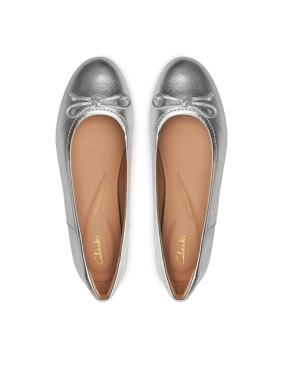 Clarks Baleríny Clarks Fawna Lily 26176380 Stříbrná