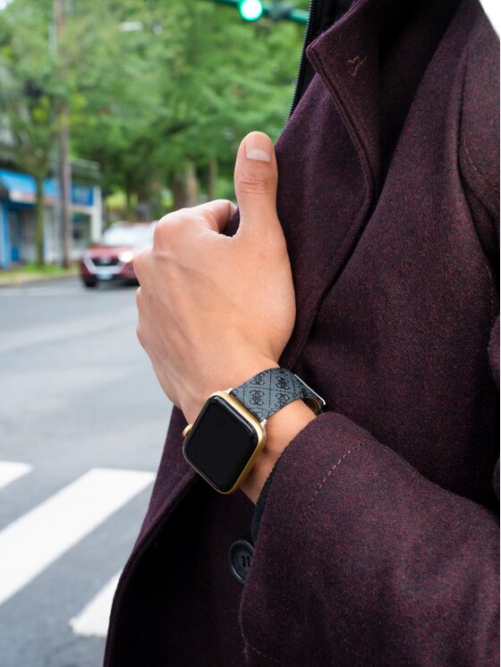 Guess Cserélhető okosóra szíj Guess CS3001S2 Fekete